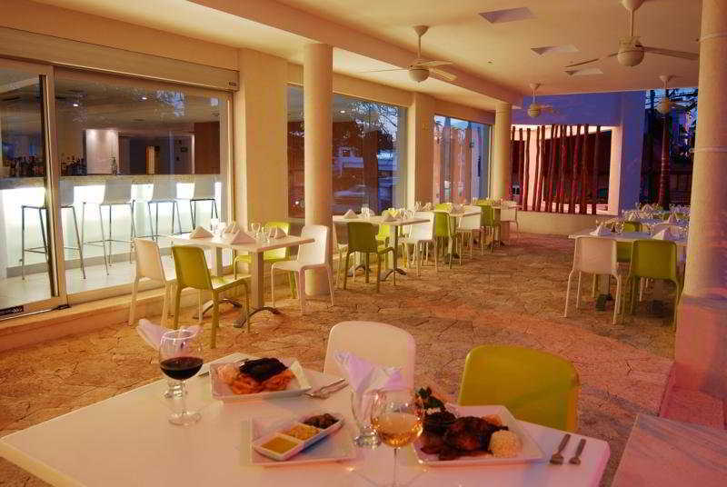 아다라 익스프레스 호텔 칸쿤 레스토랑 사진